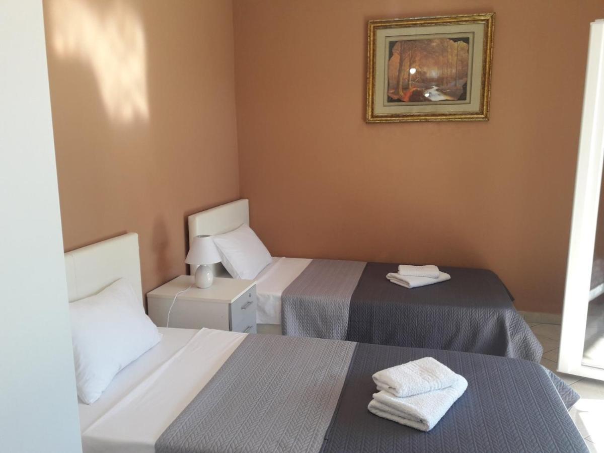 Elina House Villa Nikiti  Buitenkant foto